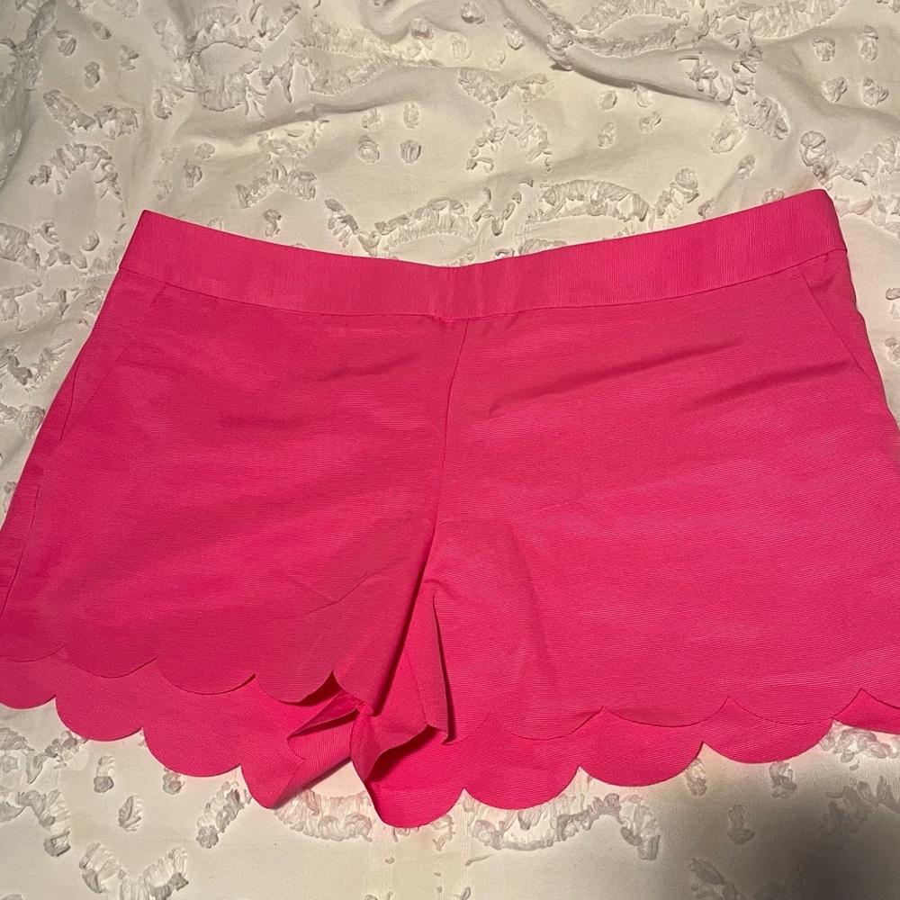 Express pink scalloped shorts